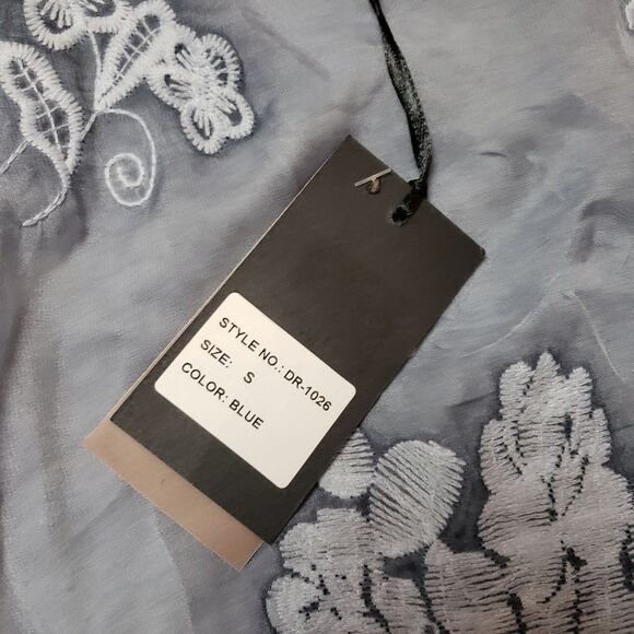 Minkas layered tunic tank top with lace accents size small - Picture 4 of 8